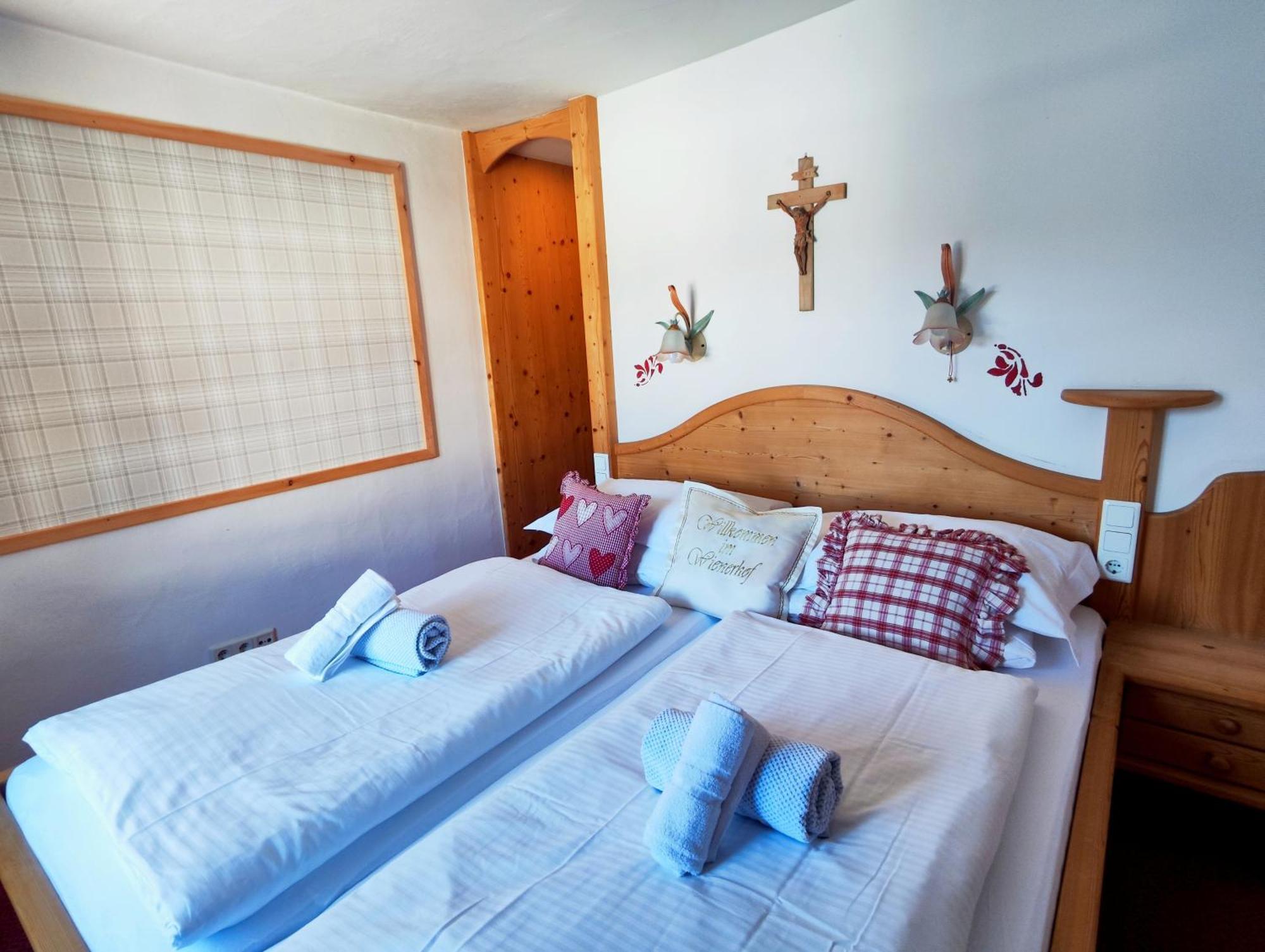 B&B Wienerhof Trins Exteriör bild